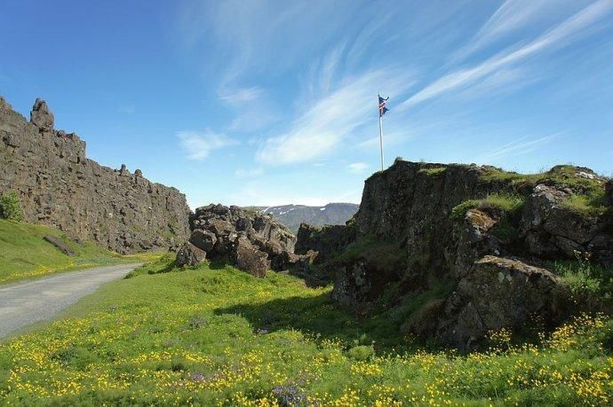 �������ǵ���������һ���̺�