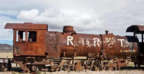 �Dע����ҿ������Đ�(��i)��˹̹���̱�ӡ����܇�ϣ��f(shu��)������(d��ng)�r(sh��)�Ƕ�ô�ĕr(sh��)�ж�ô������