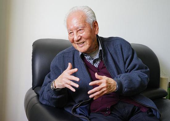  �D���S���A���գ����A�W�l��