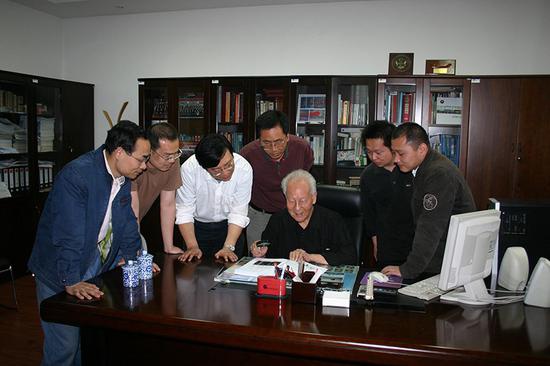 �D���S���A�c����Ƽ���������һ�����A�W�l��